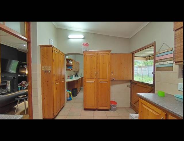 3 BEDROOM HOUSE FOR SALE IN PRESTBURY